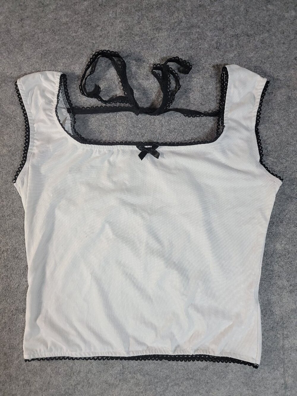 Romwe Coquette White Cami Top with Black Lace Trim & Bow Womens XS/Fitted S